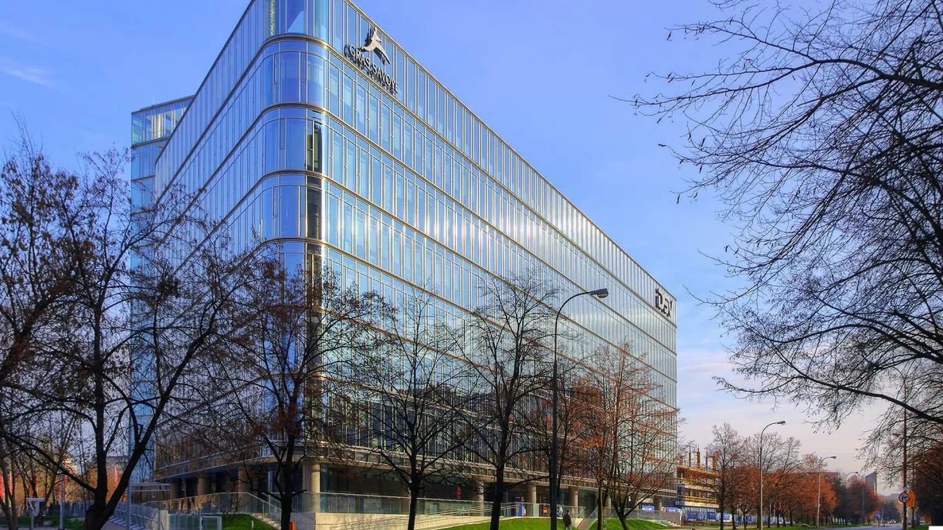 Ambassador Office Building — zdjęcie 3