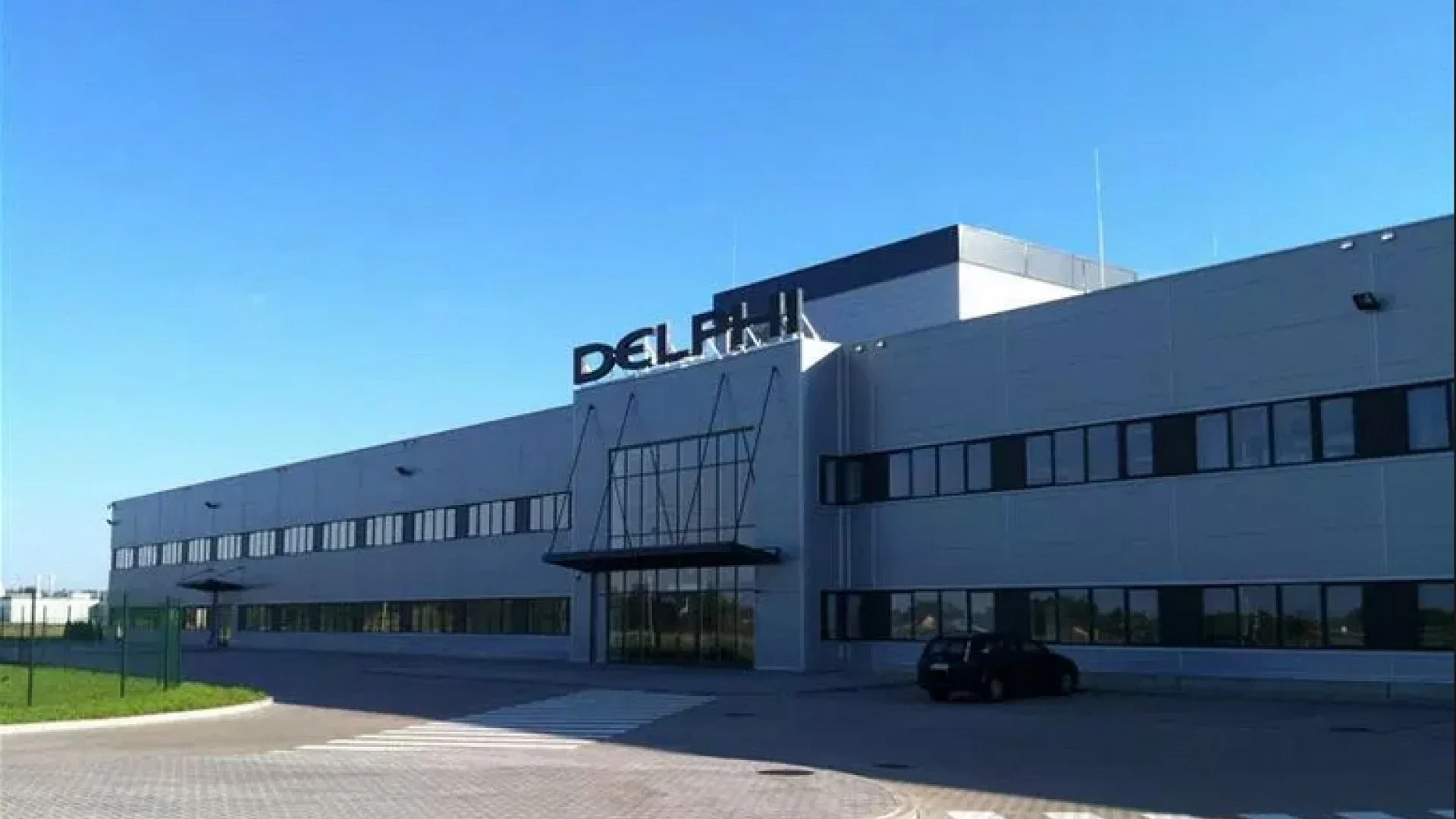 Hala produkcyjna Delphi w Błoniu — zdjęcie 1
